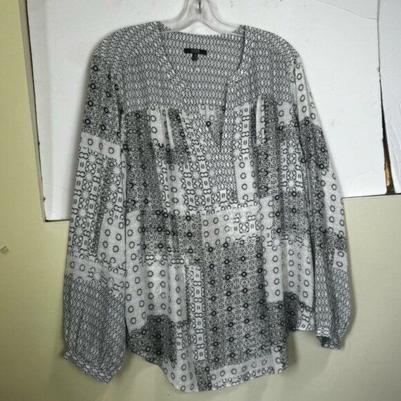 NYDJ NEW Pintuck Blouse Flowy Print Patchwork Top Split Round Neck Minimalist 1X - Picture 2 of 16